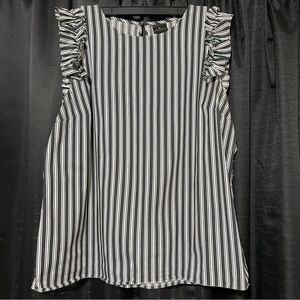 Black and White Short Sleeve Blouse